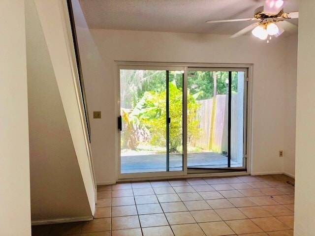 Building Photo - MOVE IN MARCH! 2 Story-Spacious 3 beds 2.5 bath townhouse with attached 2 car garage!!