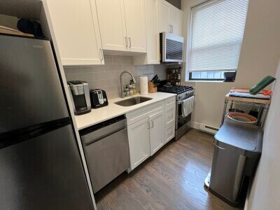 Building Photo - 51 Park Dr