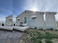 Building Photo - 6131 NE Vivion Rd