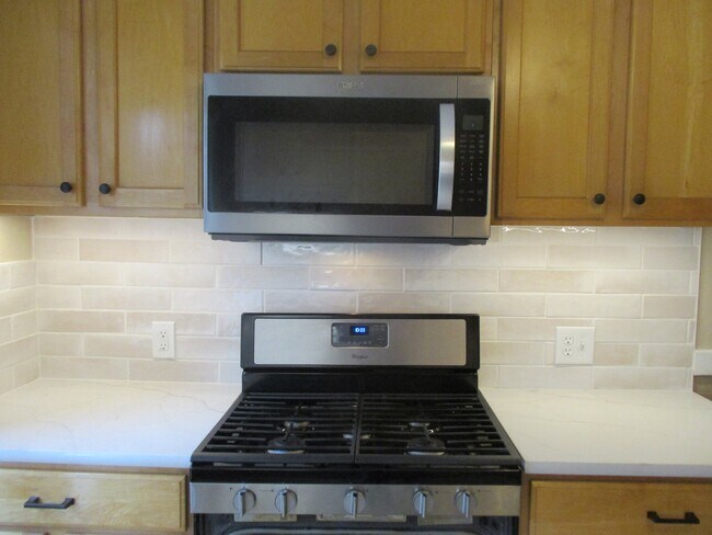 Building Photo - 1081 Terrace Dr