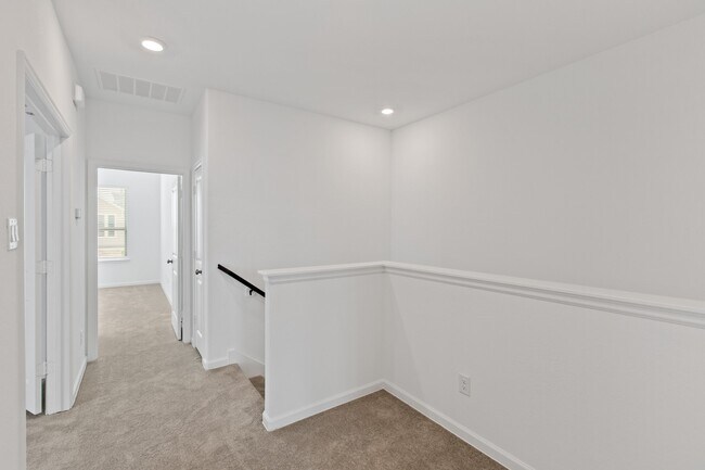 Building Photo - 4131 Balboa Dr