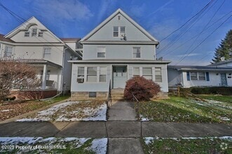 Building Photo - 2211 Brown Ave
