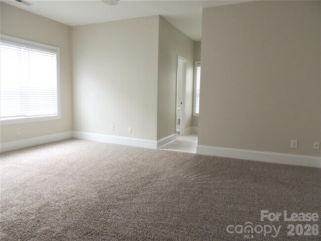 Building Photo - 14555 Adair Manor Ct