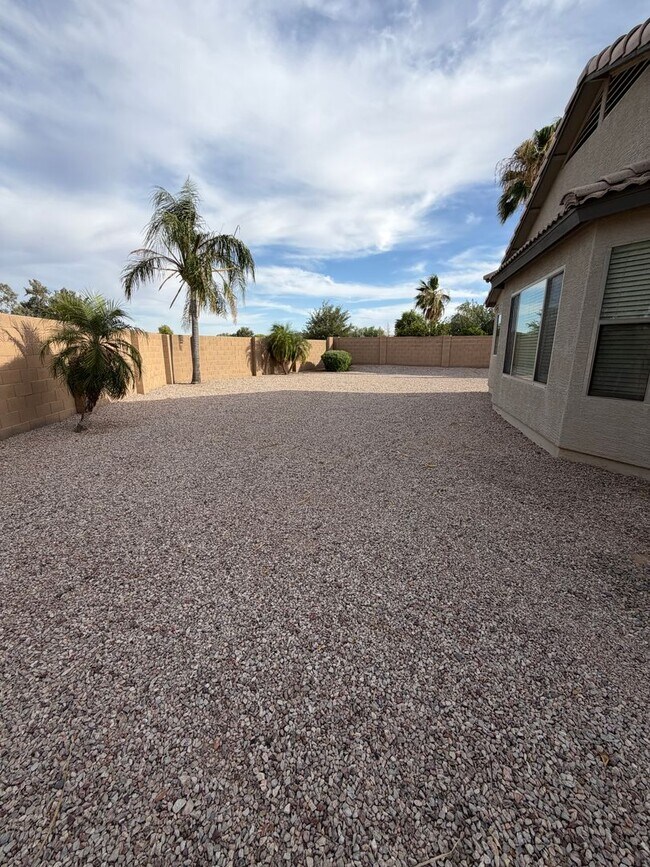 Building Photo - 4 Bedroom on Large Lot in Queen Creek