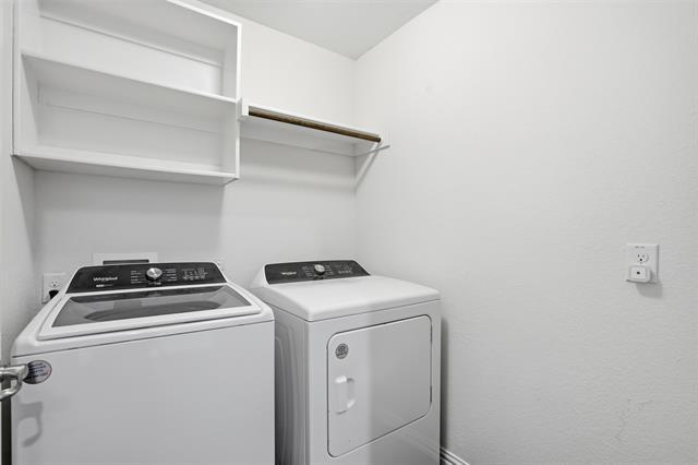 Building Photo - 9110 S Field Ln