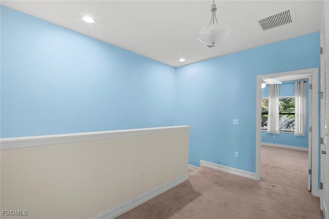 Building Photo - 15820 Portofino Springs Blvd