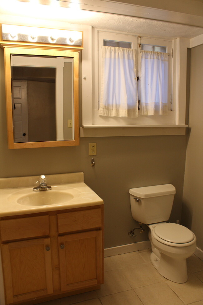 Building Photo - 295