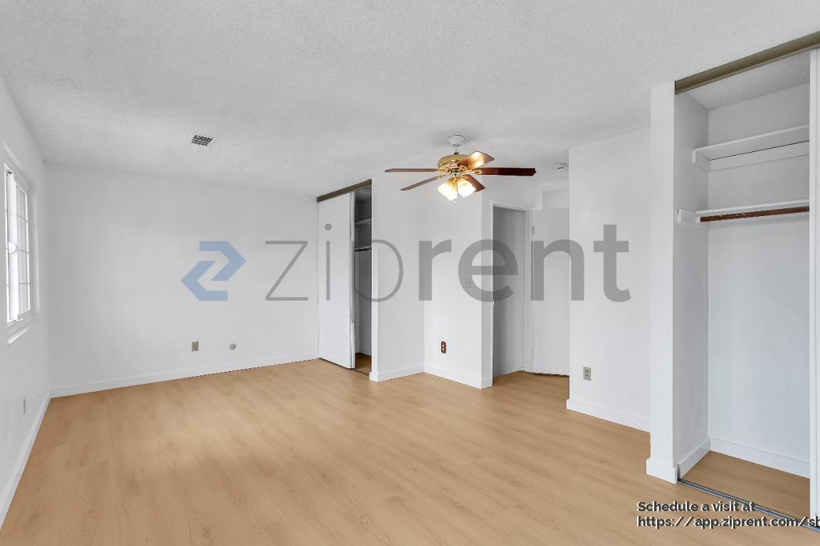 Building Photo - 2412 Sequoia Dr