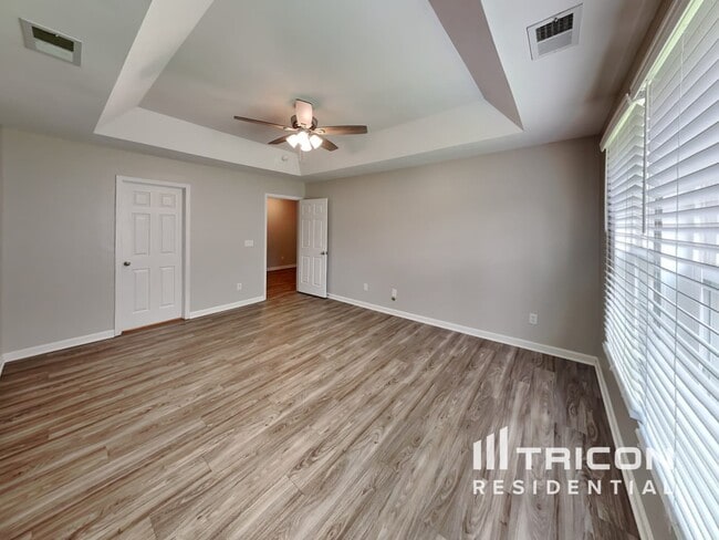 Building Photo - 1204 Green Turf Ln