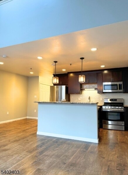 Building Photo - 41 E Cherry St