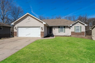 Building Photo - 2108 N Lazy Branch Rd