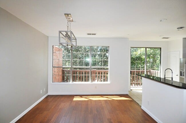 Building Photo - 1510 Biltmore Ln