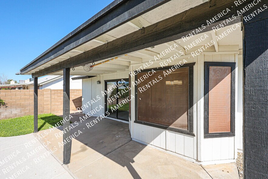 Building Photo - 3103 E Villa Rita Dr