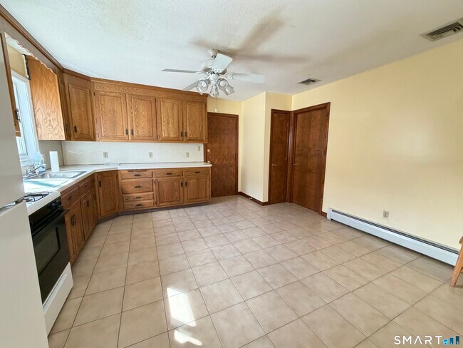 Building Photo - 61-63-63 Newbury St