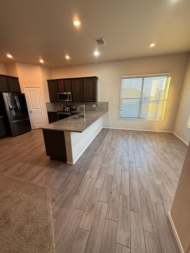 Building Photo - Available Now! 4/2/2 in Frenship ISD