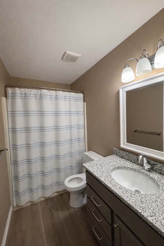 Building Photo - 4861 Pinefield Ave