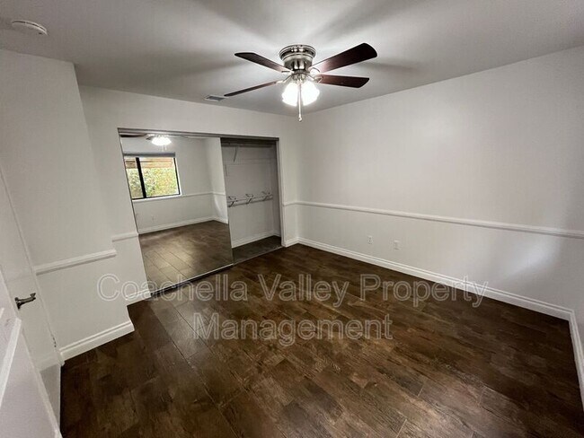 Building Photo - 40588 Clover Ln