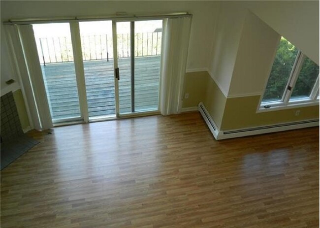 View to living area from second floor - 1408 Eagle Bay Dr