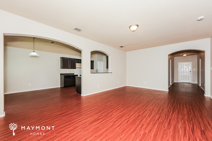 Building Photo - 930 Haley Dr