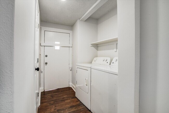 Building Photo - 3817 S Benton Ave