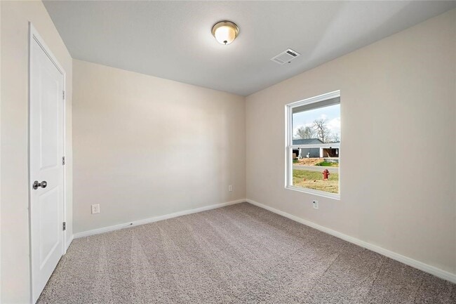 Building Photo - 164 Red Clover