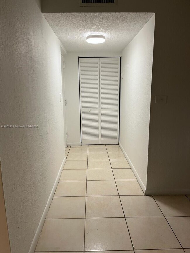 Building Photo - 17500 NW 68th Ave
