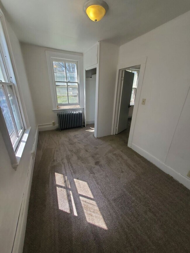 Building Photo - 5026-5028 18th Ave. (Duplex)