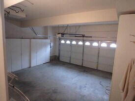 Building Photo - 1690 Fawn Chase Ln