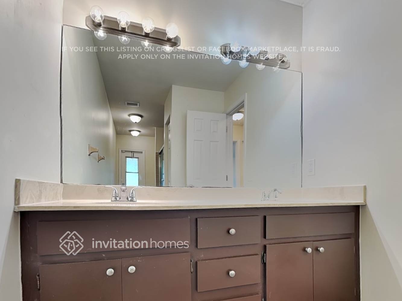 Building Photo - 10941 NW 7th St