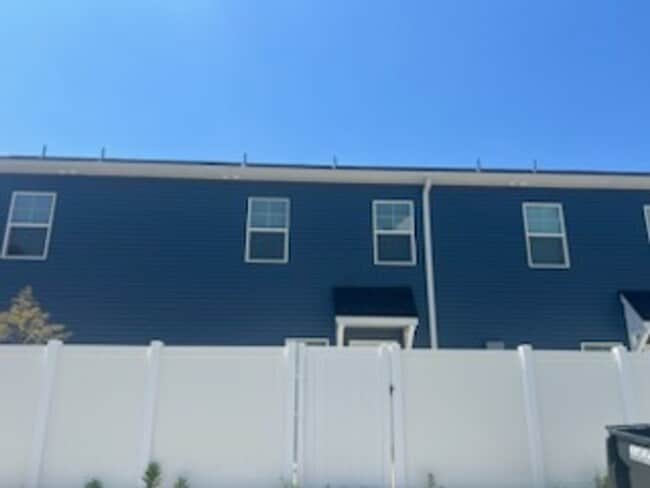 Building Photo - DogwoodVillageTRL108