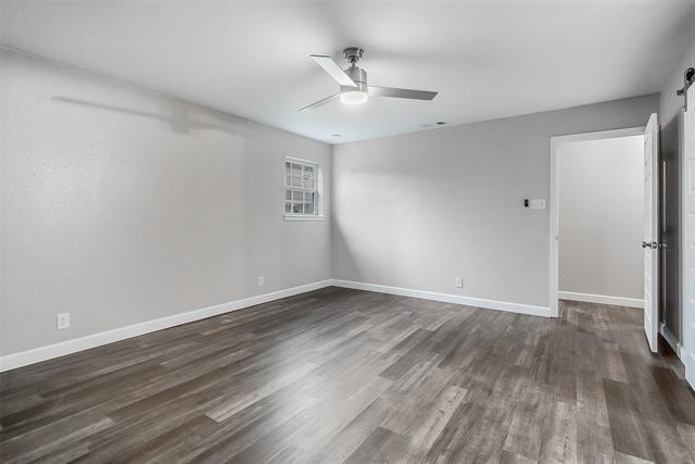 Building Photo - 813 S Valentine Dr