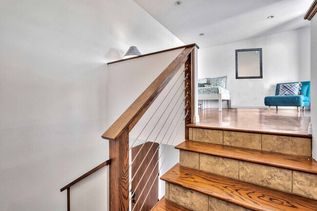 Building Photo - 24 E Westwind St