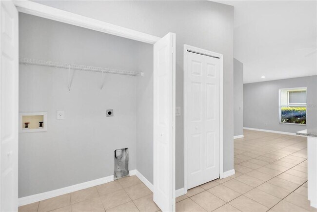 Building Photo - 11732 Crest Creek Dr