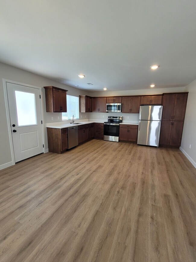 Building Photo - 4516 Alan Ln