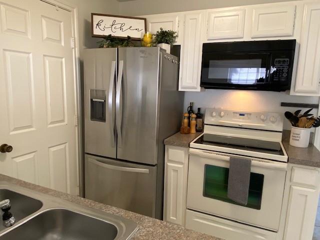 Building Photo - 226 Samuel Blvd