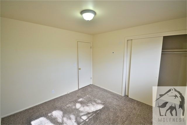 Building Photo - Beautiful 3 Bedroom West Valley Duplex