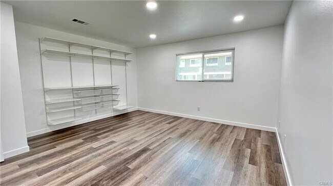 Building Photo - 2061 W Redlands Blvd