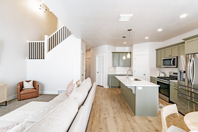 Building Photo - 4881 Heartwood Rd
