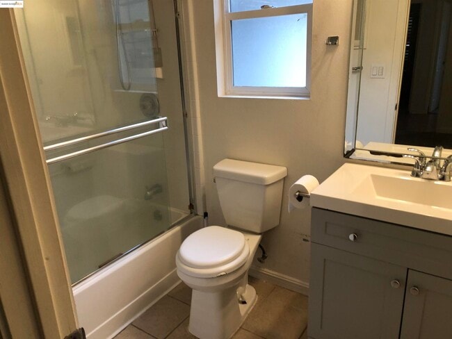 Building Photo - 2174 Sugartree Dr