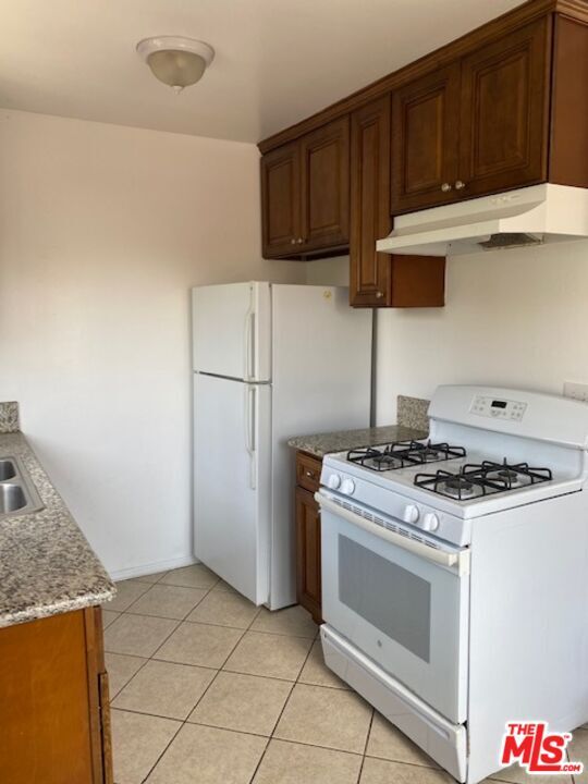 Building Photo - 5426 Blackwelder St