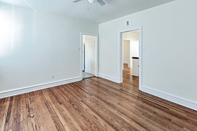 Building Photo - 2607 N Franklin St