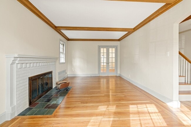 Building Photo - 316 Russett Rd