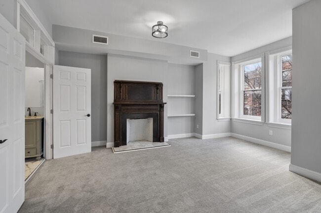 Building Photo - 1713 Linden Ave