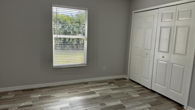 Building Photo - 713 Rue Labeau Cir