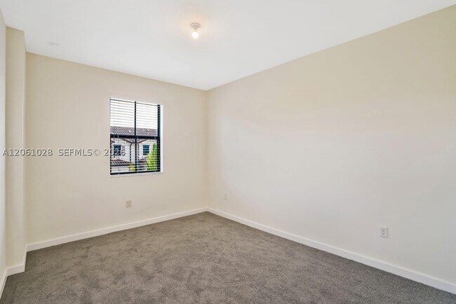 Building Photo - 11457 SW 253rd St