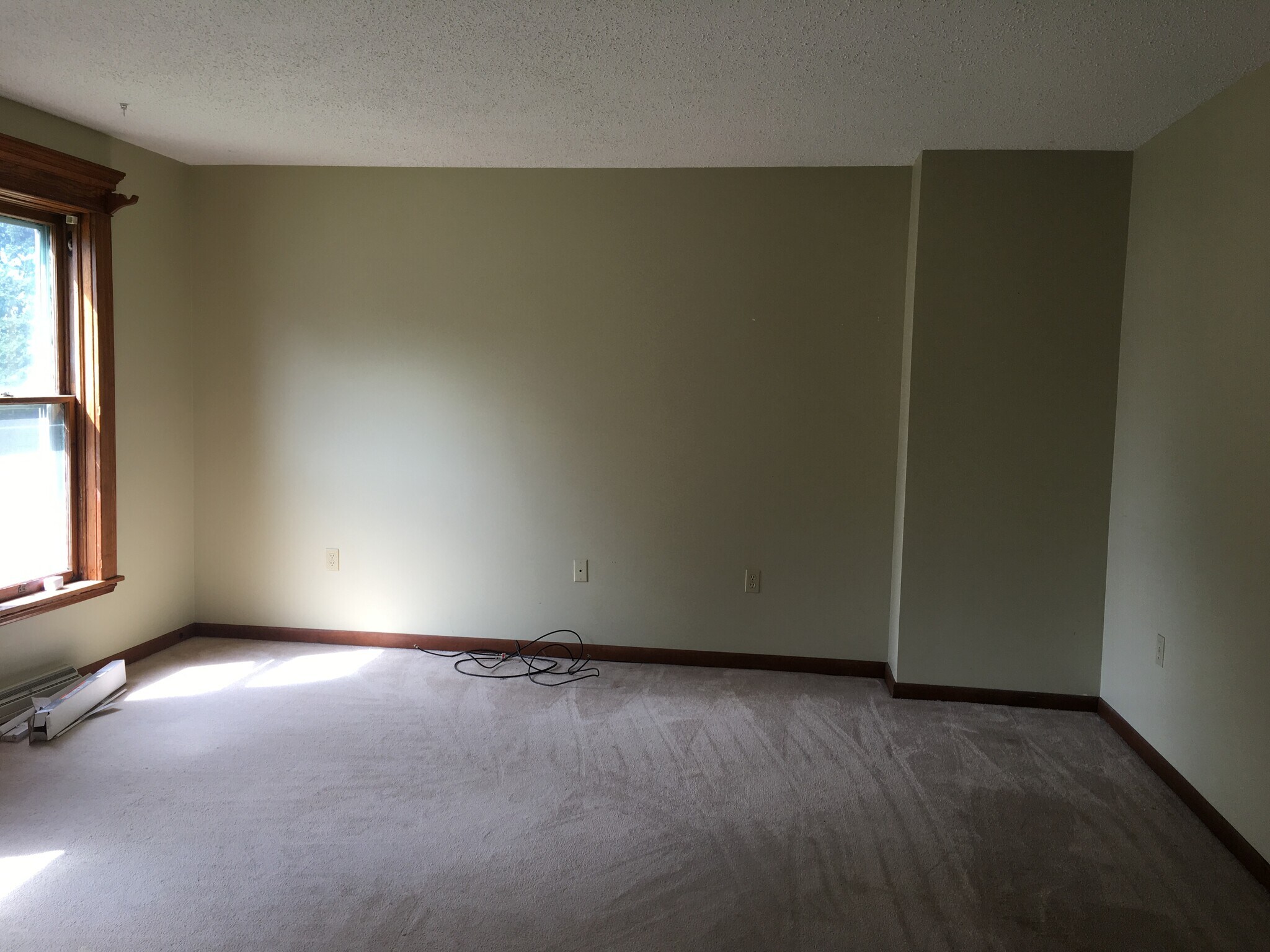 Building Photo - 3921 Longview Ave