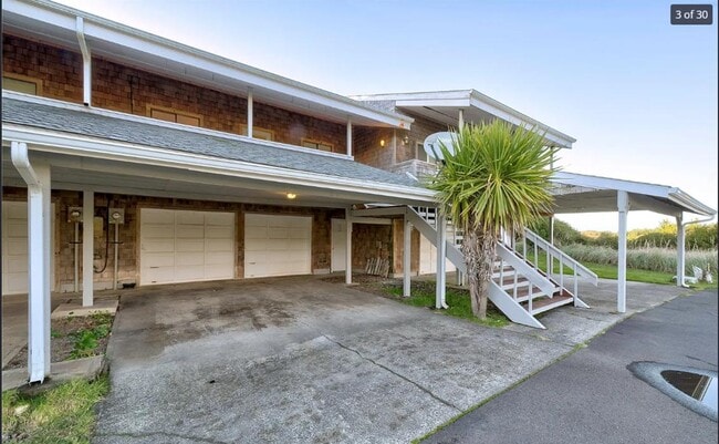 Building Photo - 35601 G St