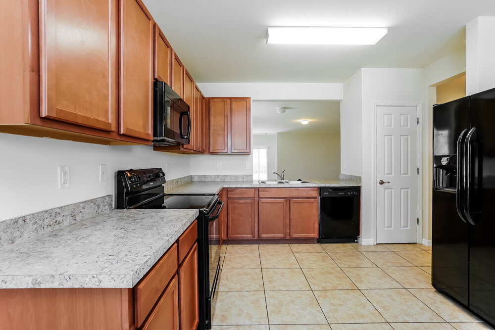 Building Photo - 203 NE 9th Ave