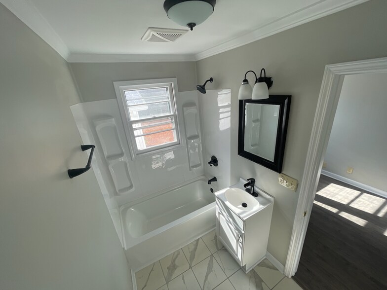 Building Photo - 651 Mc Abee Rd