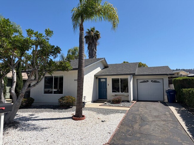 Building Photo - Gorgeous Single-Family Home in San Marcos!